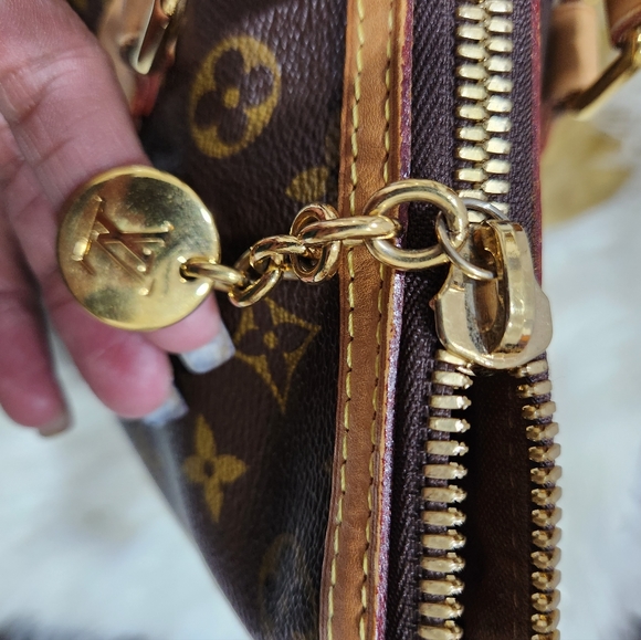 Louis Vuitton Palermo PM - Picture 13 of 14